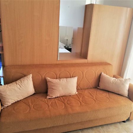 Kalamata Downtown Apartment ภายนอก รูปภาพ