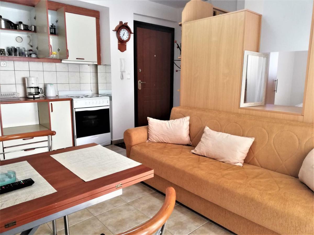 Kalamata Downtown Apartment ภายนอก รูปภาพ